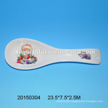 2016 new arrival factory direct sale ceramic spoon rest with monkey decal